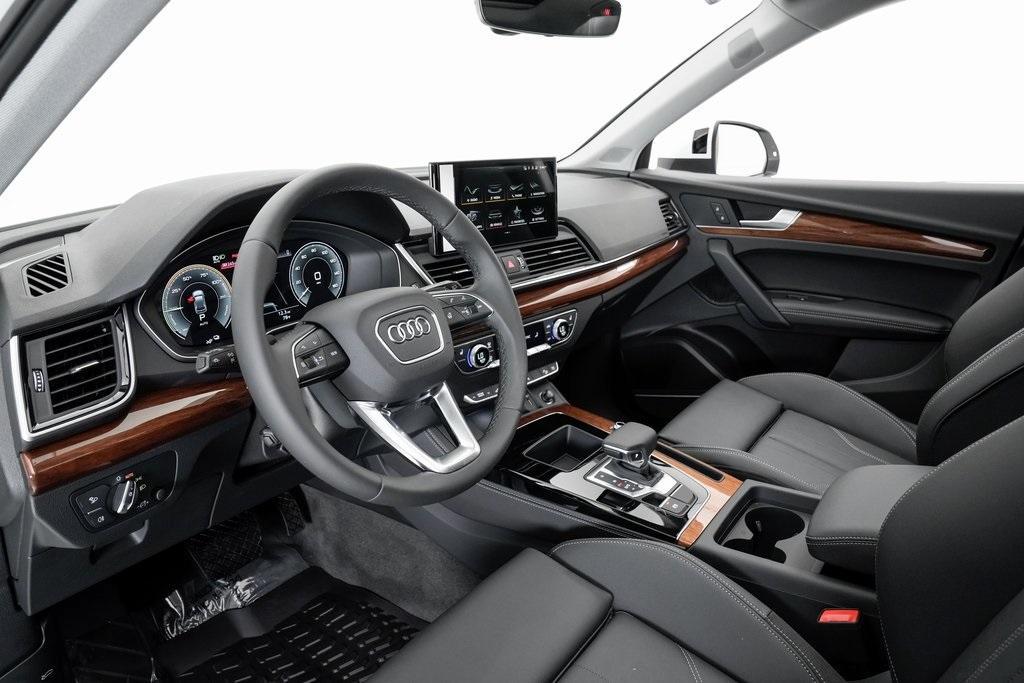 new 2024 Audi Q5 car, priced at $64,985