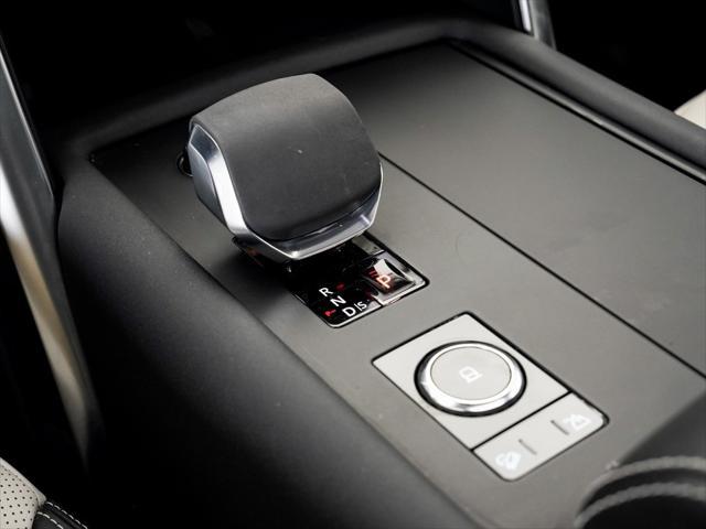 used 2022 Land Rover Discovery car, priced at $42,750