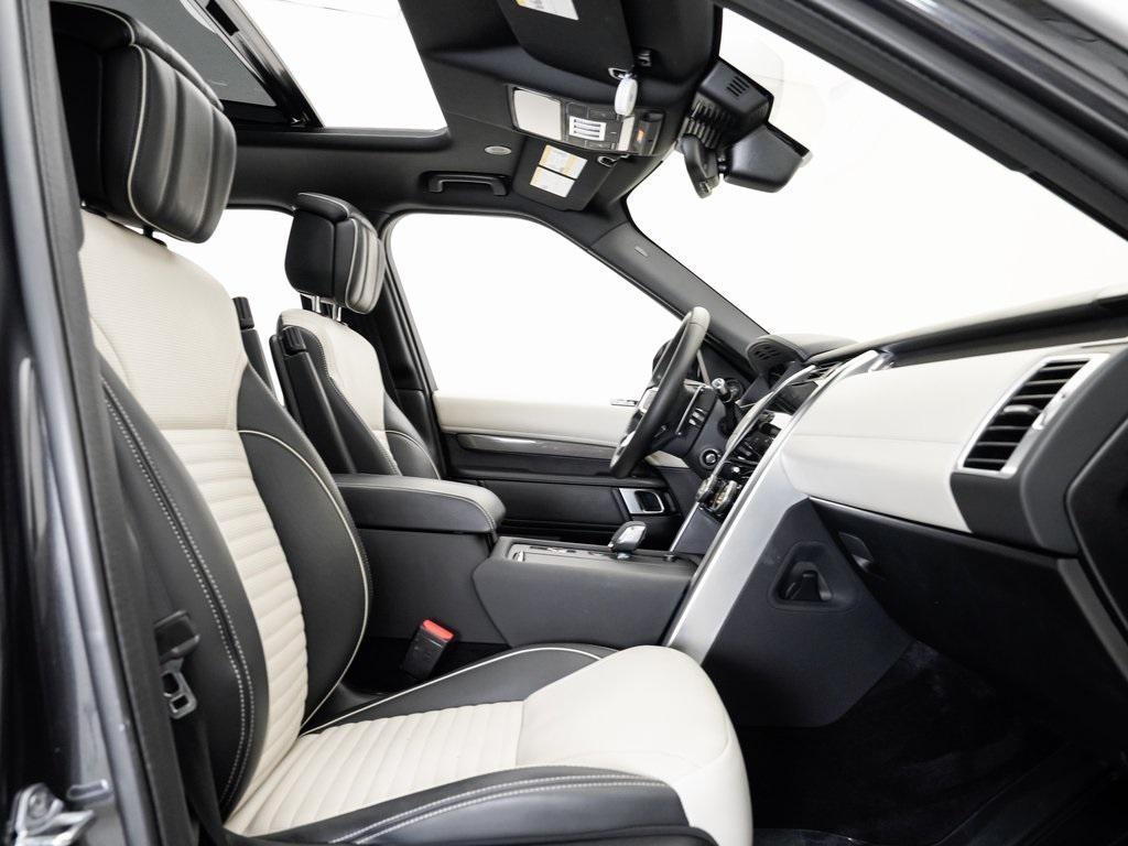 used 2022 Land Rover Discovery car, priced at $40,999