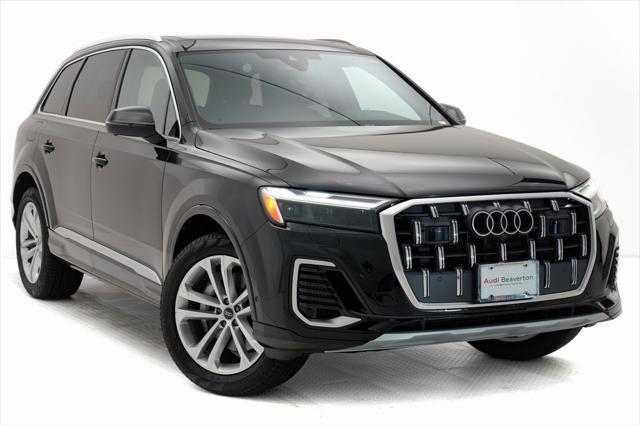 new 2025 Audi Q7 car, priced at $75,700