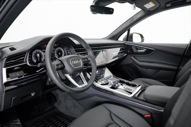 new 2025 Audi Q7 car, priced at $75,700