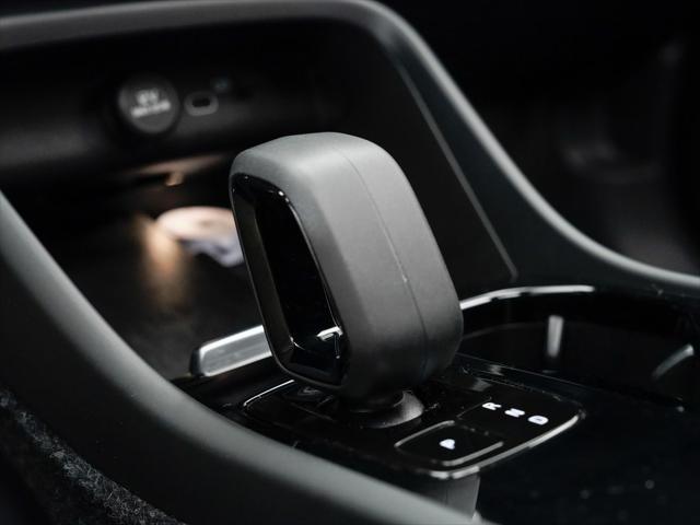 used 2022 Volvo XC40 Recharge Pure Electric car, priced at $32,490