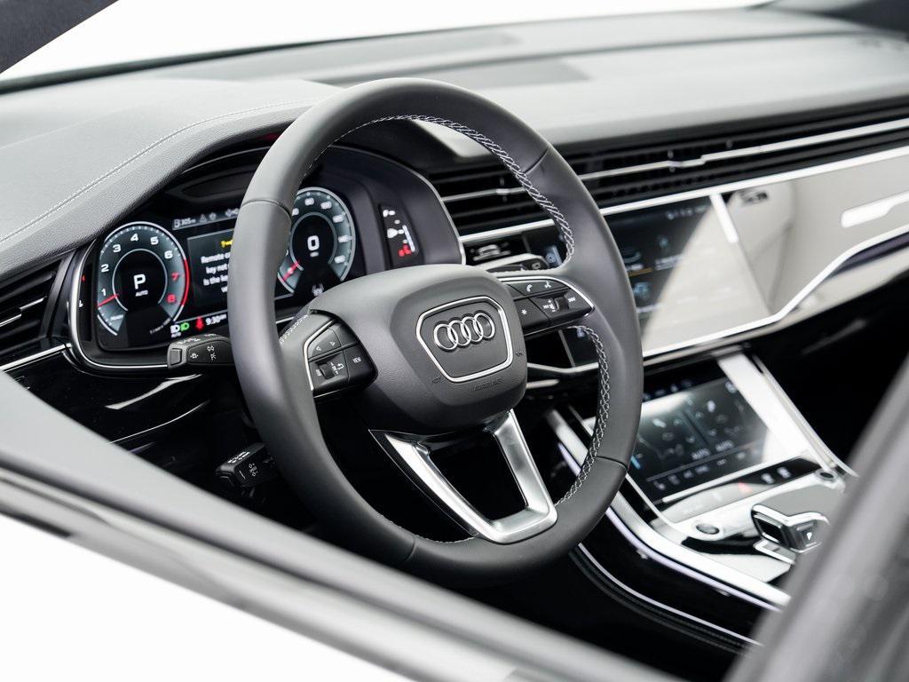 new 2026 Audi Q8 car