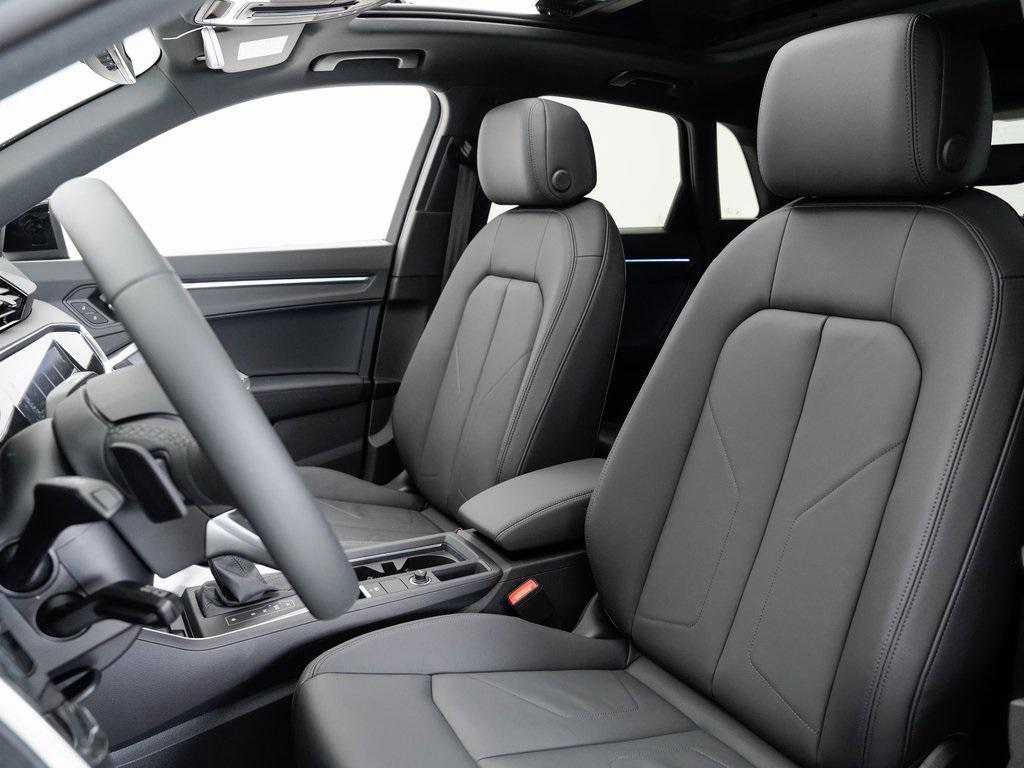 new 2025 Audi Q3 car, priced at $47,550