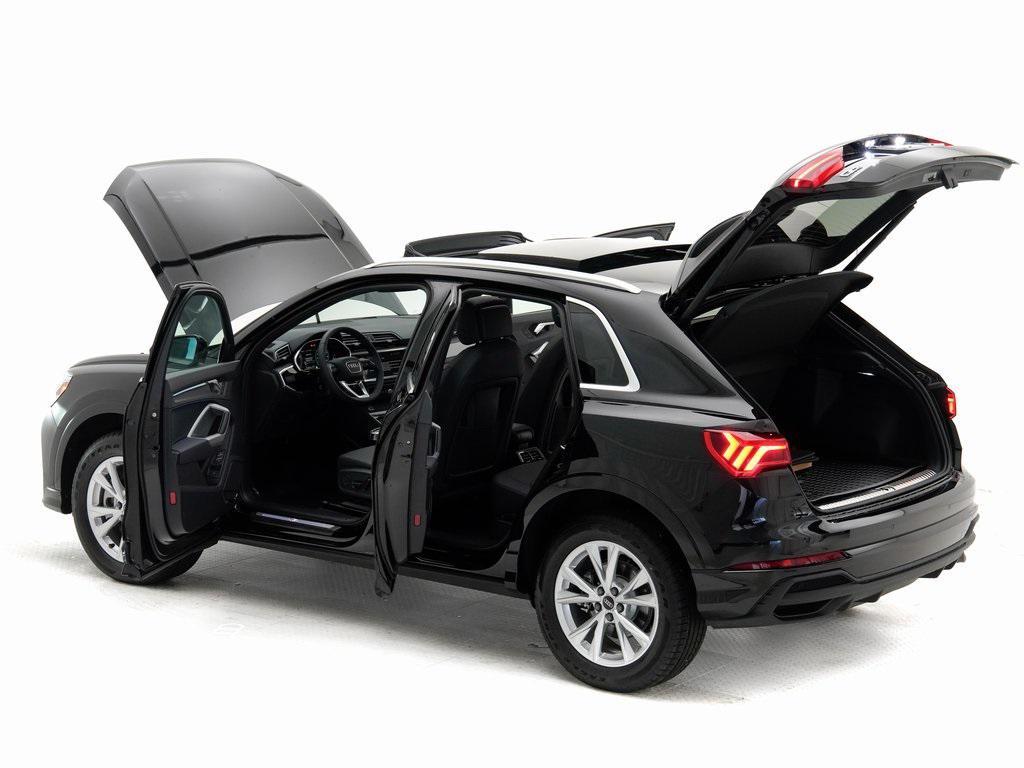new 2025 Audi Q3 car, priced at $47,550