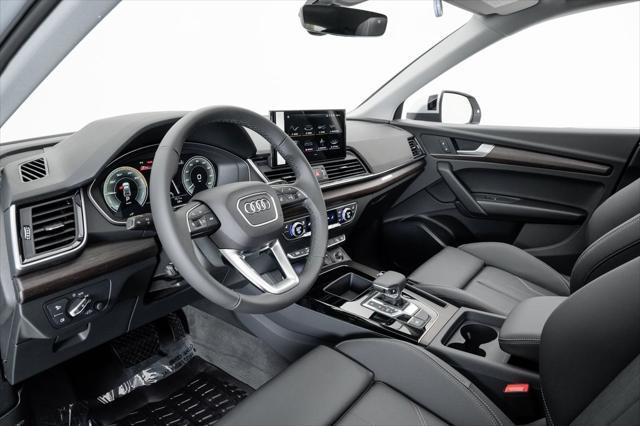 new 2025 Audi Q5 car, priced at $62,800