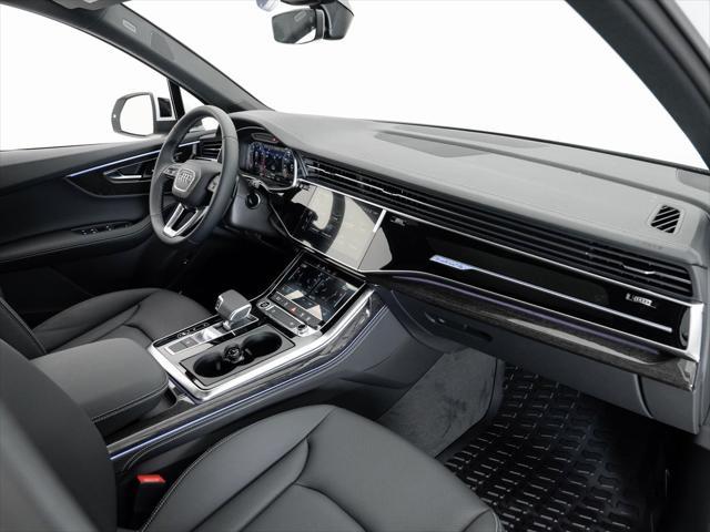 new 2025 Audi Q7 car, priced at $77,695