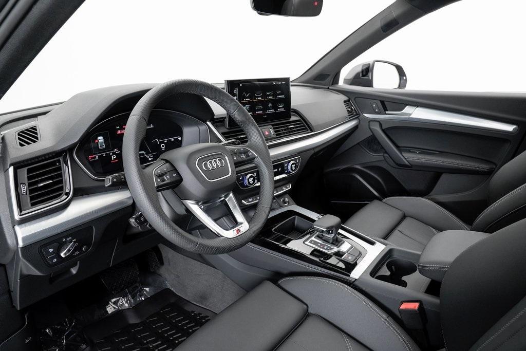 new 2024 Audi Q5 car, priced at $61,750