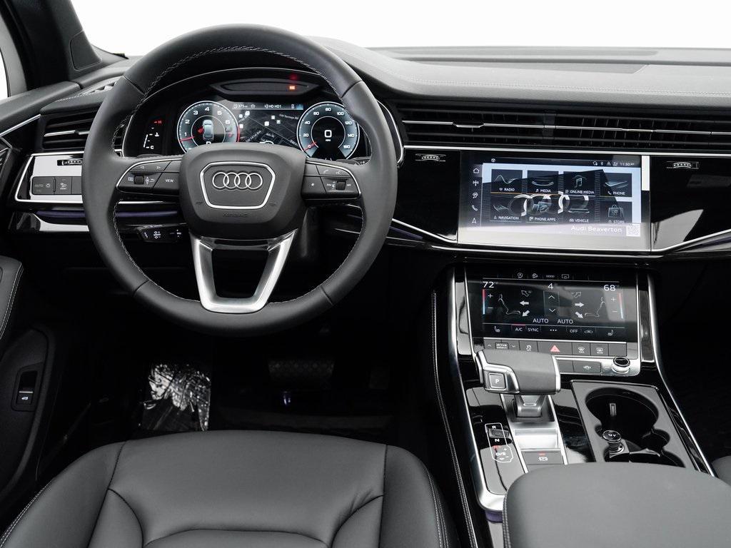 used 2025 Audi Q7 car, priced at $61,995