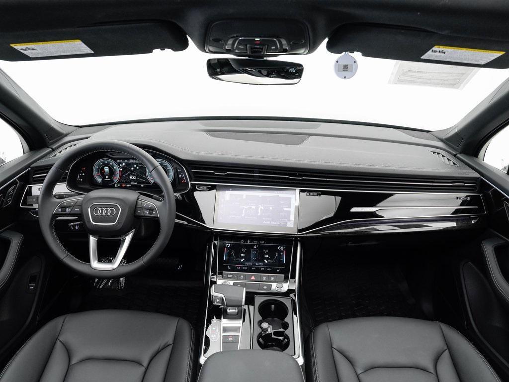 used 2025 Audi Q7 car, priced at $61,995