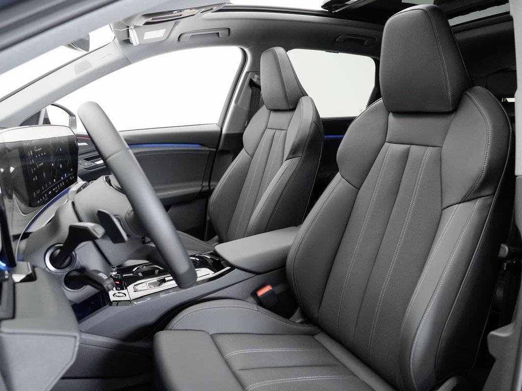 new 2025 Audi Q6 e-tron car, priced at $74,830