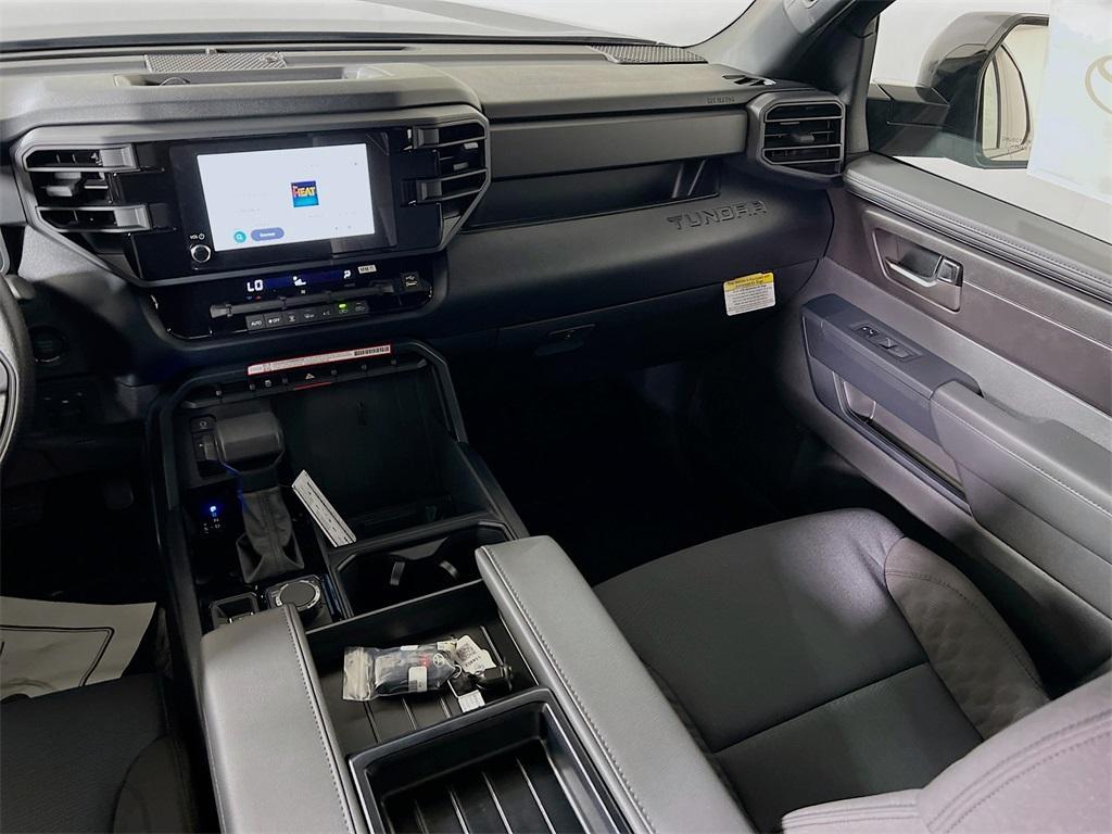 new 2025 Toyota Tundra car