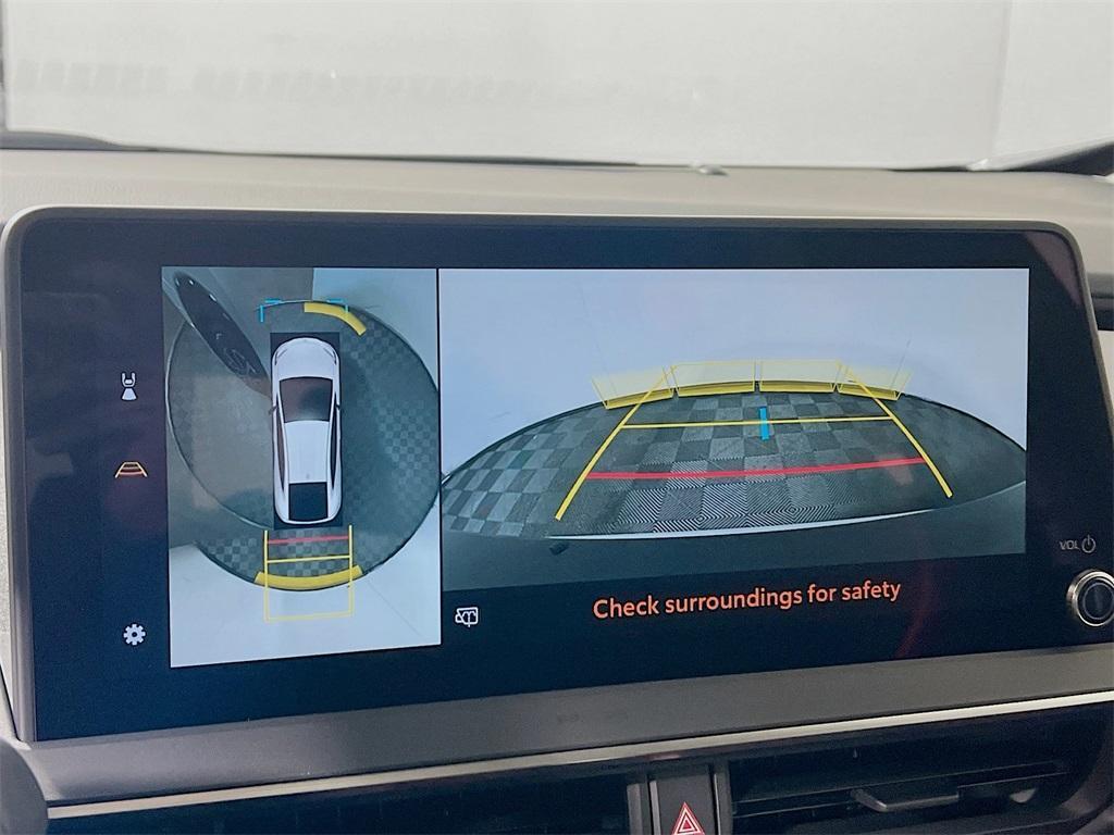 new 2026 Toyota Prius Plug-In Hybrid car, priced at $44,869