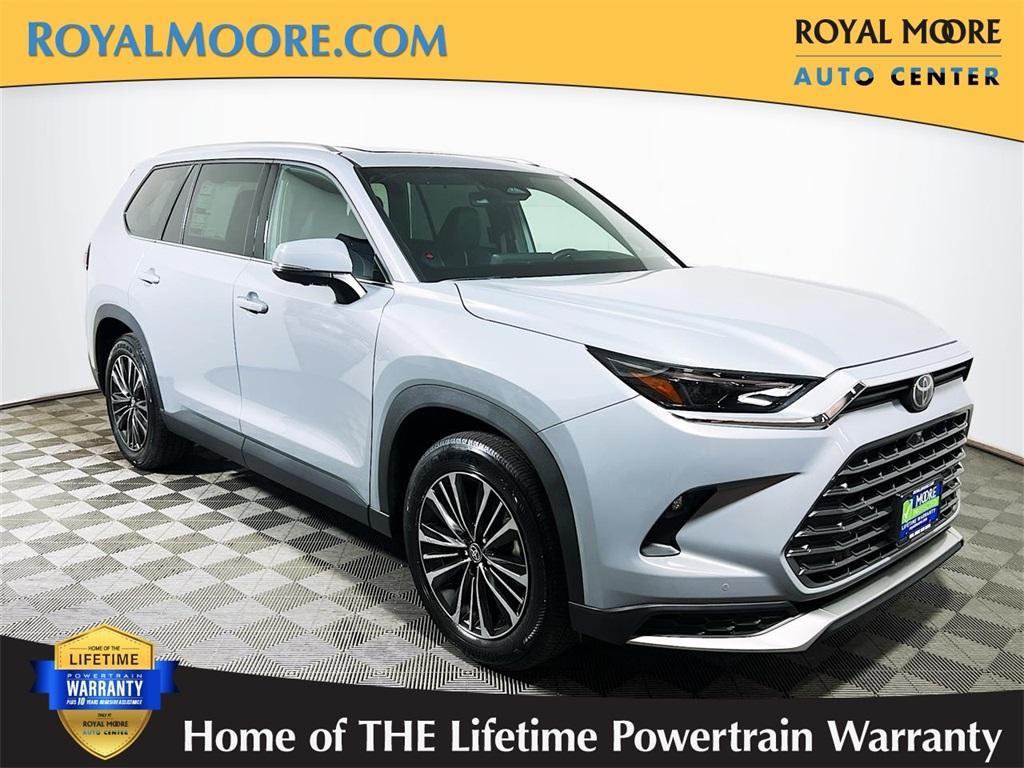 new 2025 Toyota Grand Highlander Hybrid car