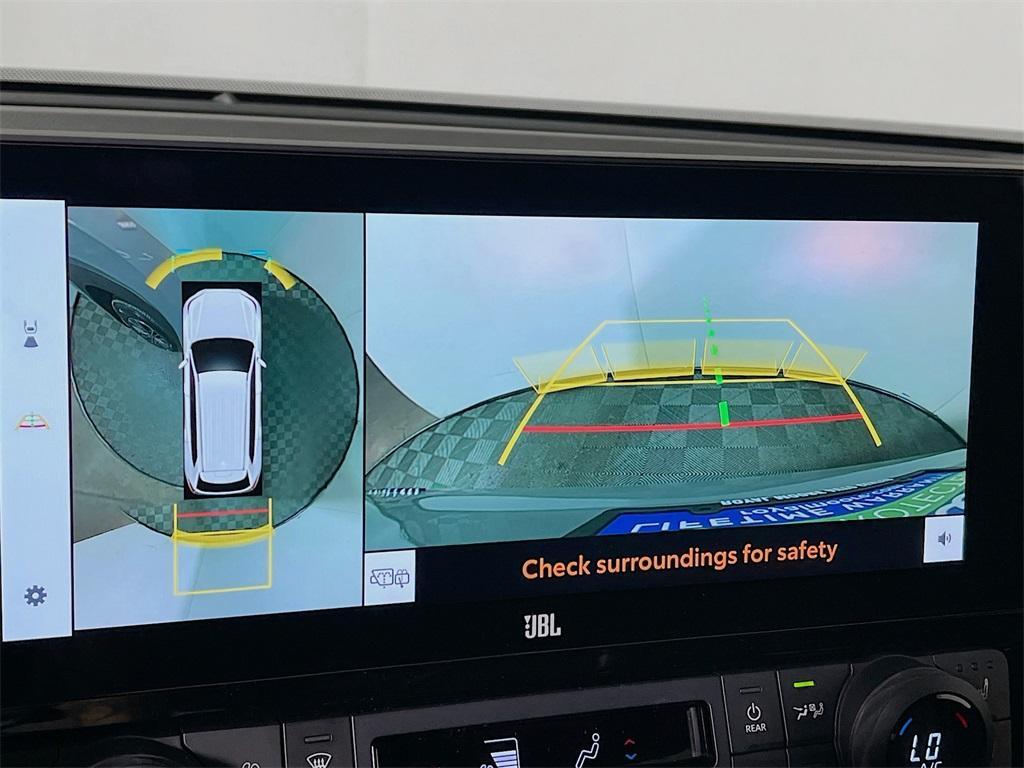new 2025 Toyota Grand Highlander Hybrid car