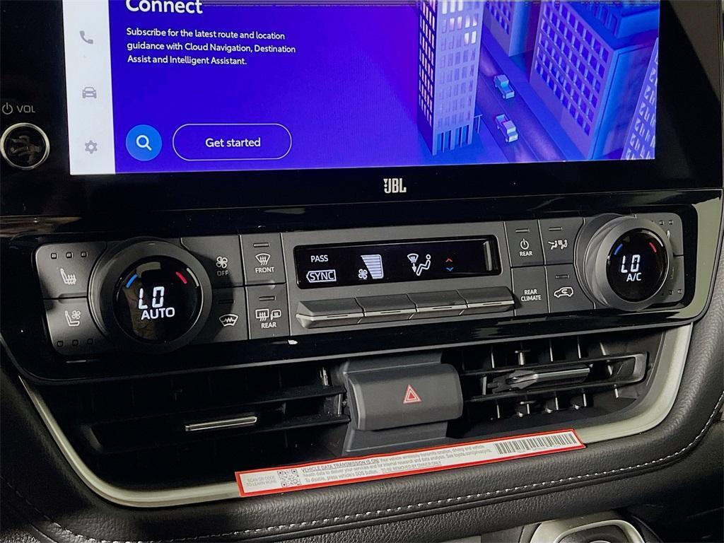 new 2025 Toyota Grand Highlander car