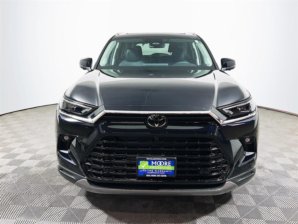 new 2025 Toyota Grand Highlander car