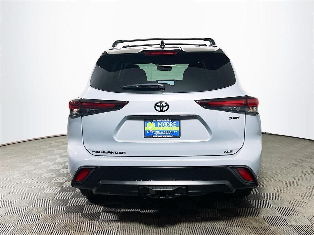 new 2025 Toyota Highlander Hybrid car