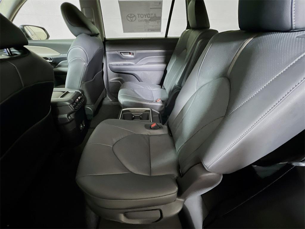 new 2026 Toyota Grand Highlander car, priced at $58,423