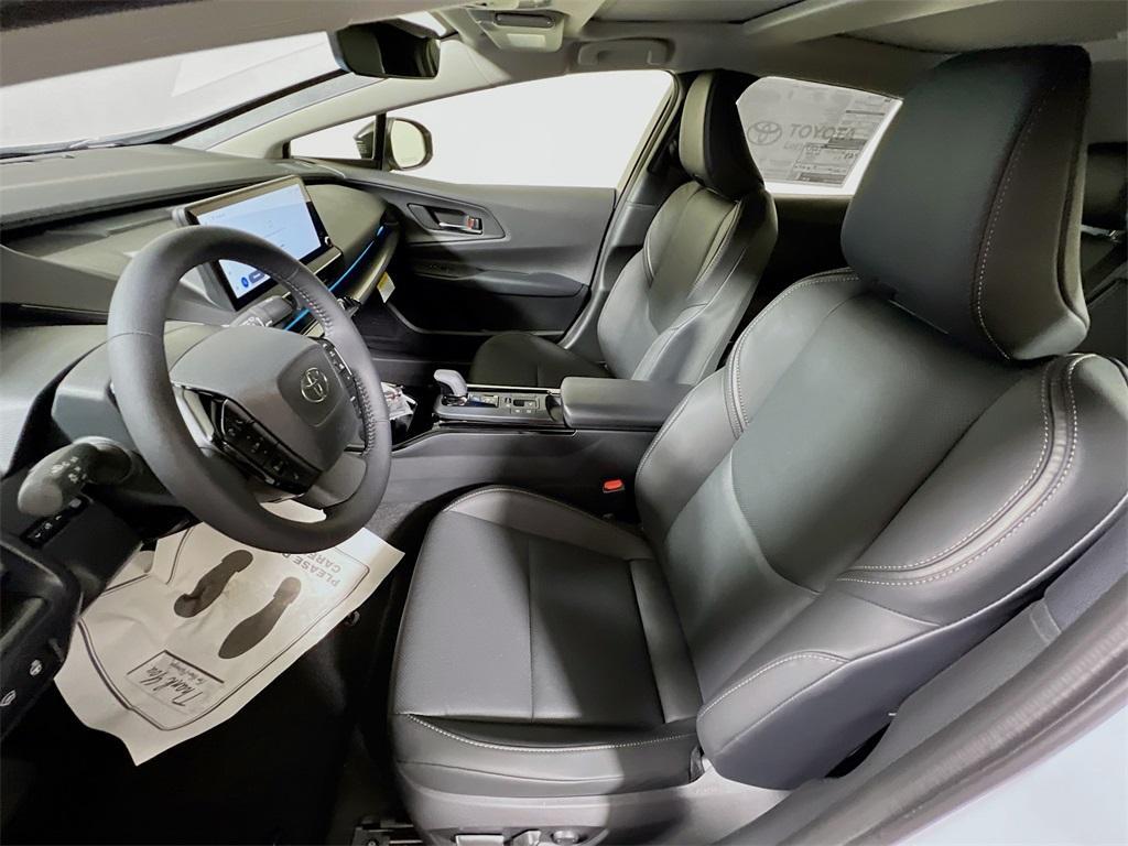 new 2025 Toyota Prius car