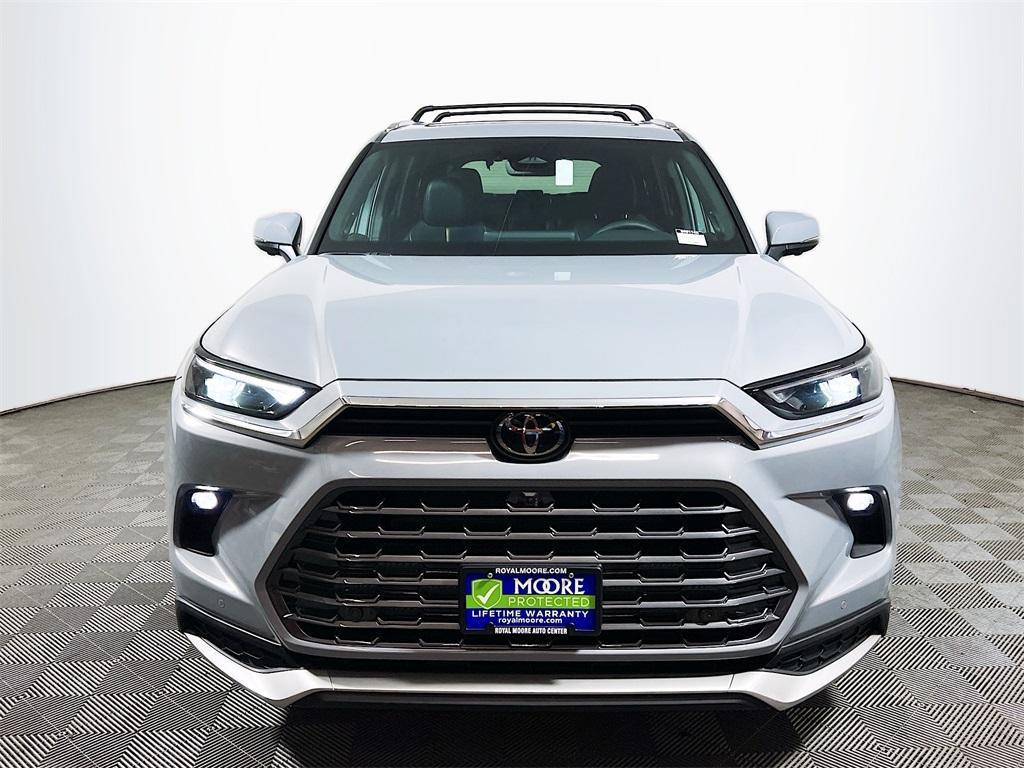 new 2026 Toyota Highlander Hybrid car, priced at $64,455