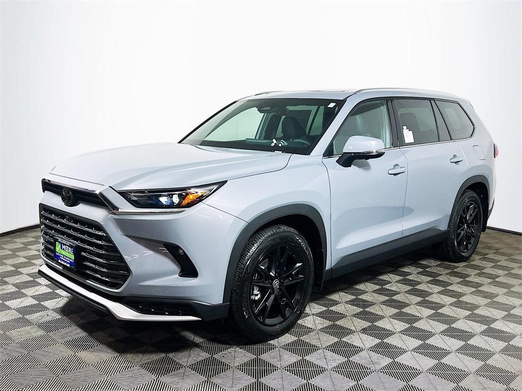 new 2025 Toyota Grand Highlander Hybrid car