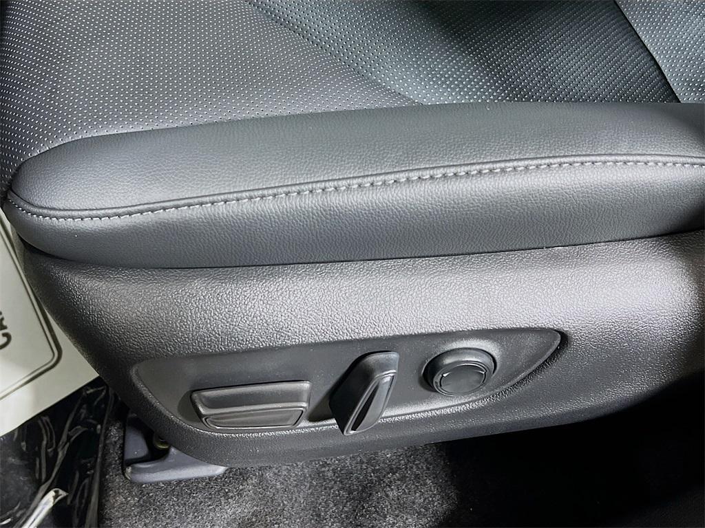 new 2025 Toyota Grand Highlander Hybrid car