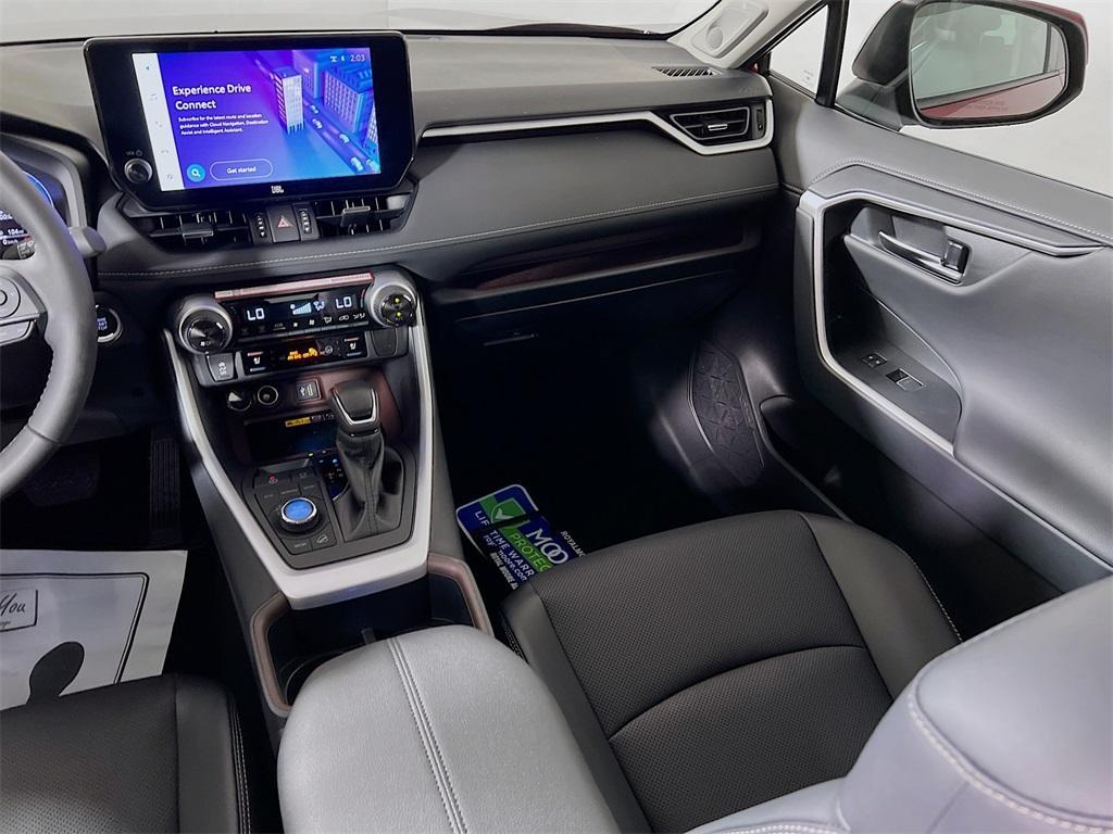 new 2025 Toyota RAV4 car