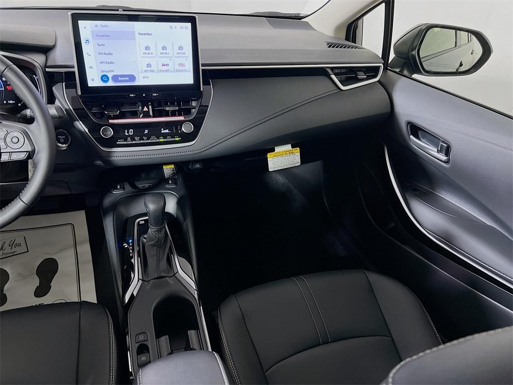 new 2025 Toyota Corolla Hybrid car