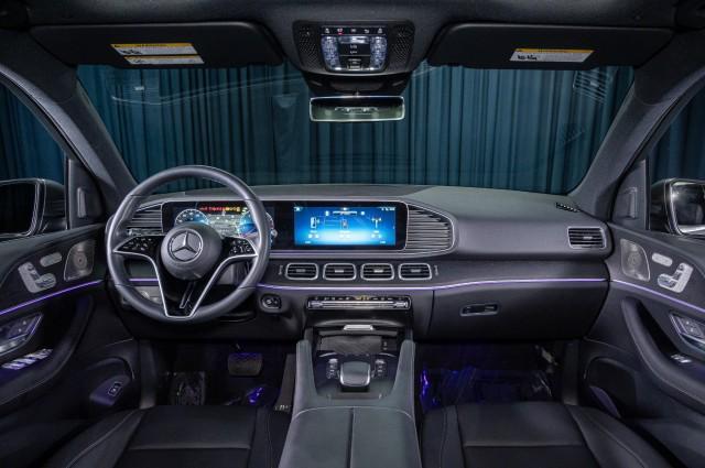 used 2025 Mercedes-Benz GLE 450 car, priced at $66,394
