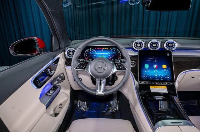 new 2025 Mercedes-Benz GLC 300 car, priced at $58,675