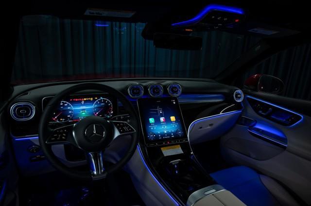 new 2025 Mercedes-Benz GLC 300 car, priced at $58,675