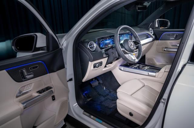 new 2024 Mercedes-Benz EQB 300 car, priced at $61,775