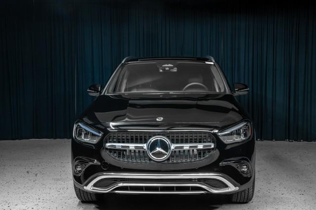 new 2025 Mercedes-Benz GLA 250 car, priced at $44,620