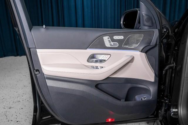 new 2025 Mercedes-Benz GLS 450 car, priced at $95,970