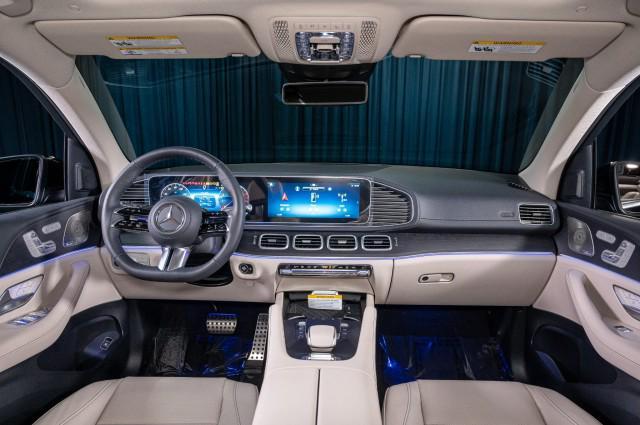 new 2025 Mercedes-Benz GLS 450 car, priced at $95,970