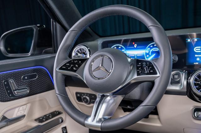 new 2024 Mercedes-Benz EQB 300 car, priced at $61,025