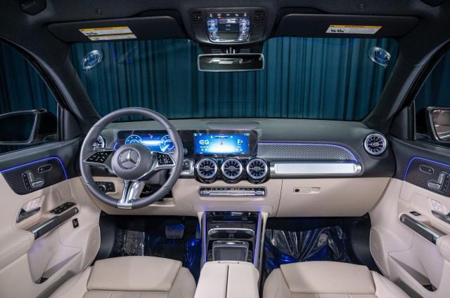 new 2024 Mercedes-Benz EQB 300 car, priced at $61,025