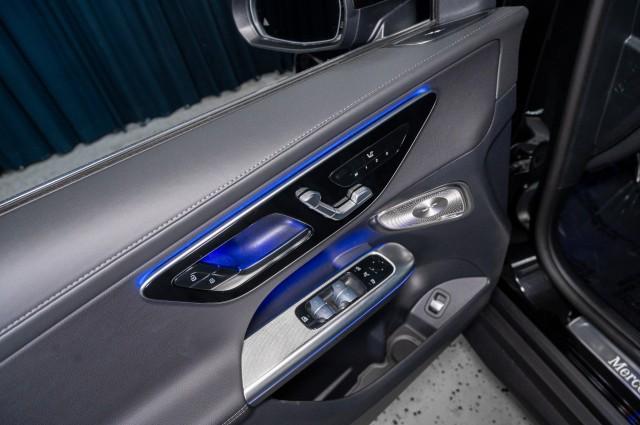 new 2025 Mercedes-Benz GLC 300 car, priced at $61,595