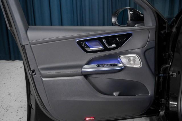 new 2025 Mercedes-Benz GLC 300 car, priced at $61,595