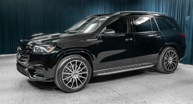 new 2025 Mercedes-Benz GLS 450 car, priced at $99,165