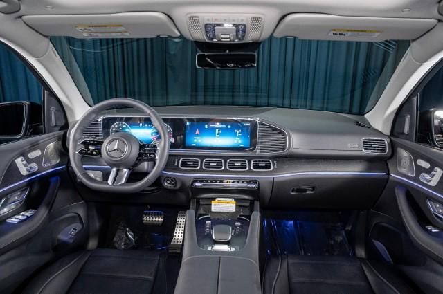 new 2025 Mercedes-Benz GLS 450 car, priced at $99,165