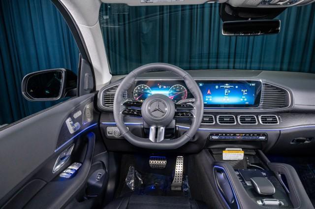 new 2025 Mercedes-Benz GLS 450 car, priced at $99,165