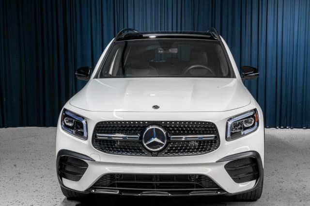 used 2021 Mercedes-Benz GLB 250 car, priced at $30,994