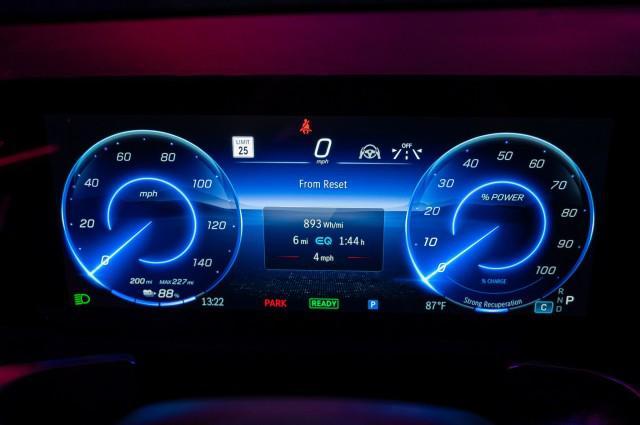 new 2025 Mercedes-Benz EQB 250 car, priced at $58,330