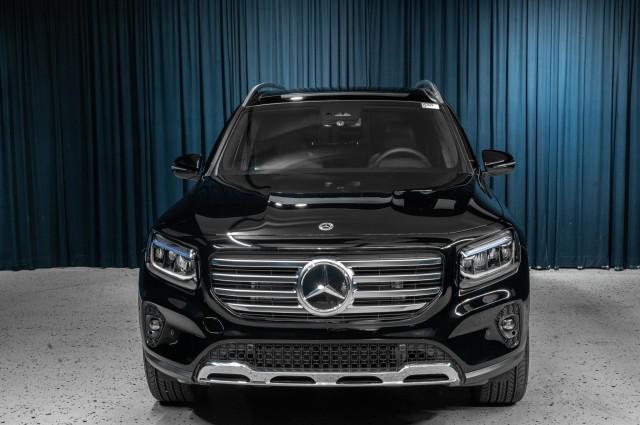 new 2024 Mercedes-Benz GLB 250 car, priced at $52,990