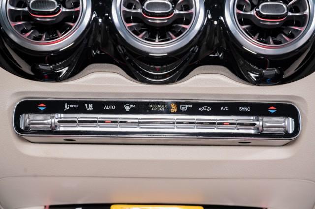 new 2025 Mercedes-Benz GLB 250 car, priced at $47,145