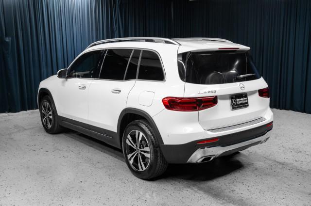 new 2025 Mercedes-Benz GLB 250 car, priced at $47,145
