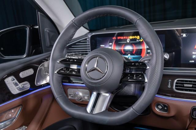 new 2025 Mercedes-Benz GLS 450 car, priced at $98,165