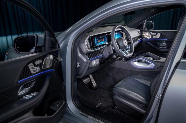 new 2025 Mercedes-Benz AMG GLE 53 car, priced at $104,270